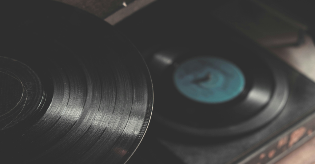 Vinyl record and turntable